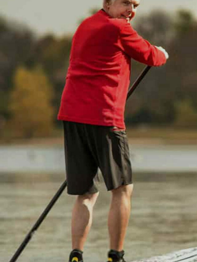 5 Reasons Baby Boomers Should Do Paddle Board Fitness in Retirement